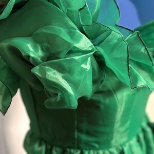 Elegant Green Ruffled Dress for prom or wedding guest